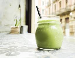 Batido de té matcha y espinacas