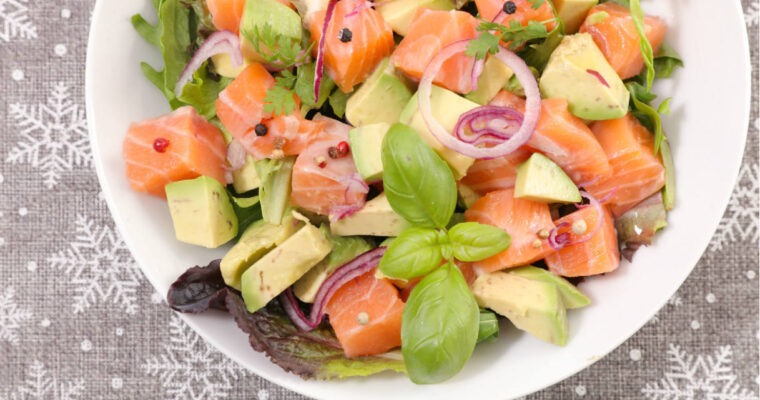 Ensalada de salmón ahumado y aguacate